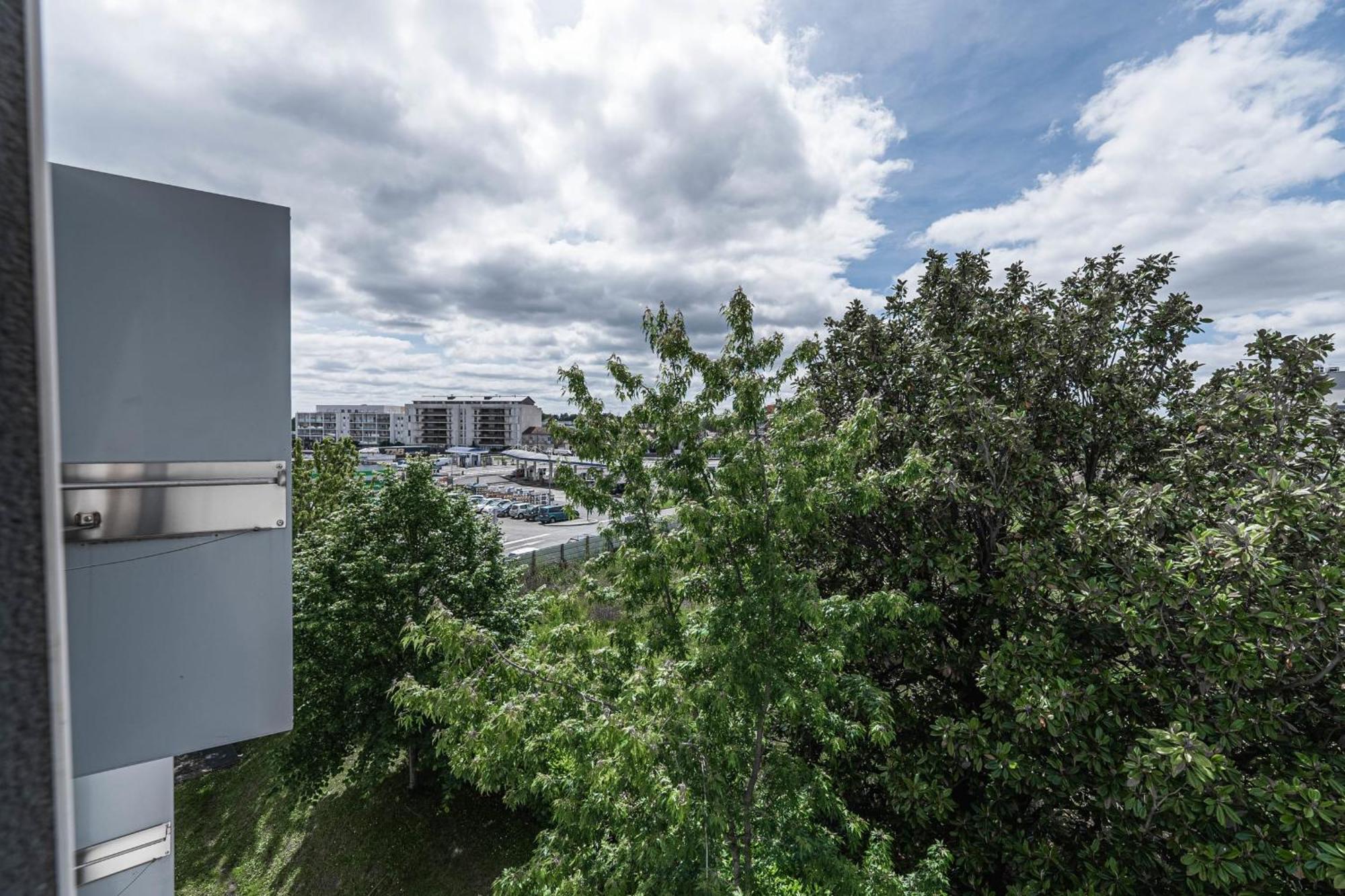 Studio Bordeaux Rive Droite Lormont Buitenkant foto
